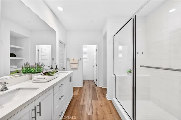 $1,199,000 | 586 South Motif Street, Anaheim, CA 92805