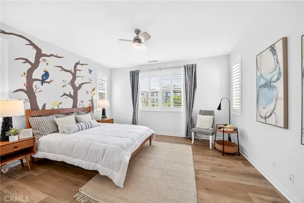 $1,199,000 | 586 South Motif Street, Anaheim, CA 92805