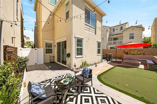 $1,199,000 | 586 South Motif Street, Anaheim, CA 92805