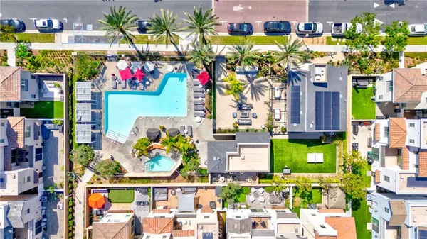 $1,199,000 | 586 South Motif Street, Anaheim, CA 92805