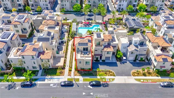 $1,199,000 | 586 South Motif Street, Anaheim, CA 92805