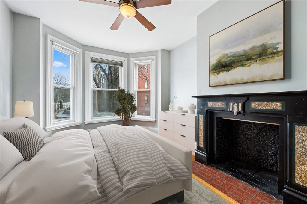 271 K Street, Unit 1 Boston, MA 02127 - Photo 3 of 18