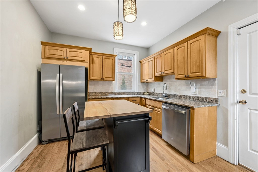 271 K Street, Unit 1 Boston, MA 02127 - Photo 10 of 18
