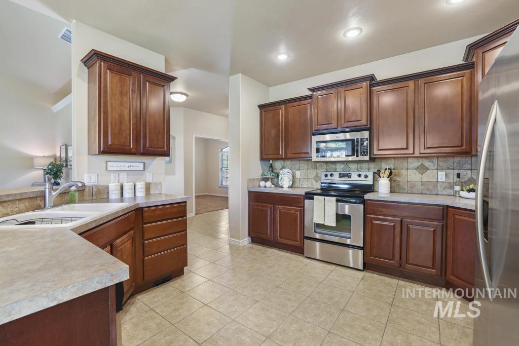 363 Arrowhead Path Twin Falls, ID 83301 - Photo 13 of 37