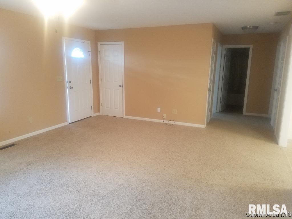 3212 West Street Springfield, IL 62707 - Photo 8 of 17 Gallery Image 8