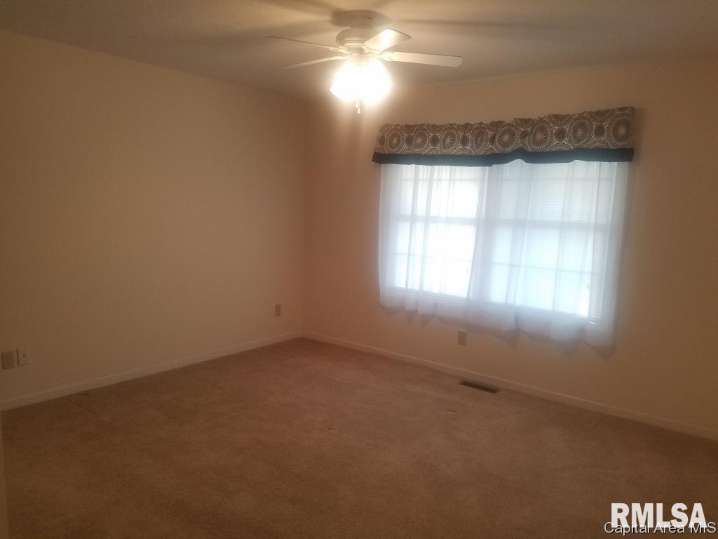 3212 West Street Springfield, IL 62707 - Photo 9 of 17 Gallery Image 9