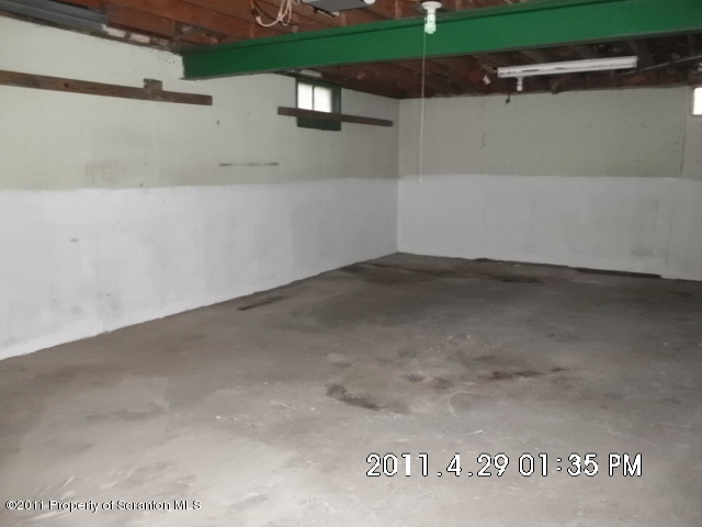 1653 Falls Road Clarks Summit, PA 18411 - Photo 4 of 11 Gallery Image 4