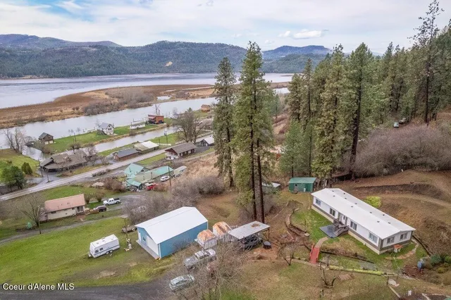 $300,000 | 136 Delphi Lane, St. Maries, ID 83861