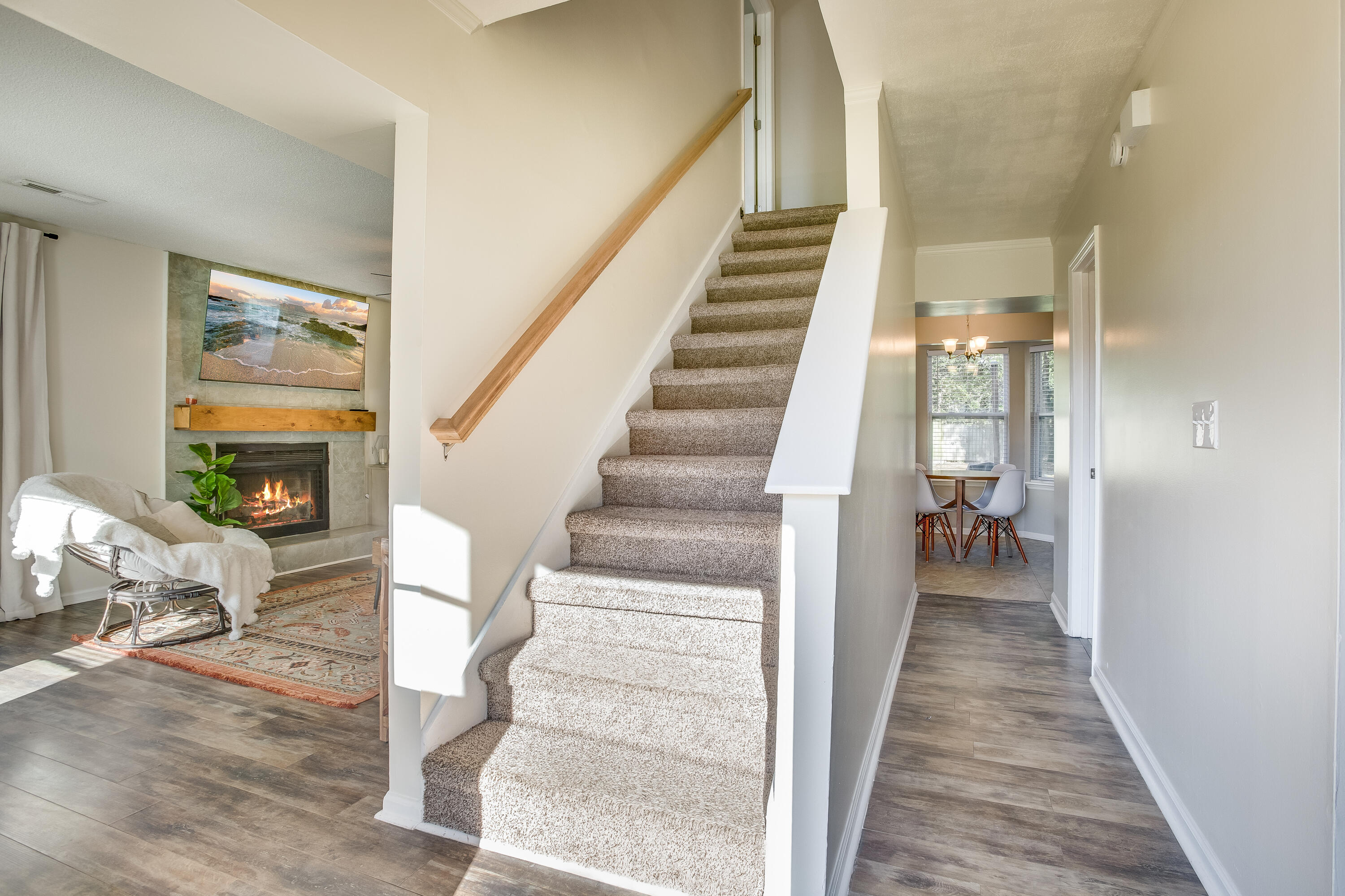 142 Traders Station Road Summerville, SC 29486 - Photo 3 of 32 Entry