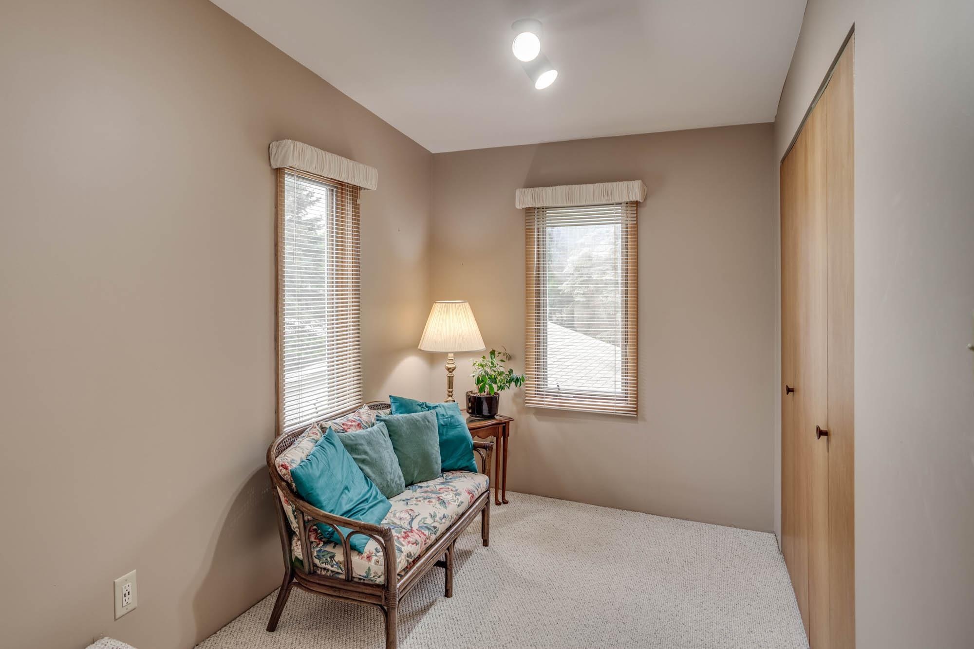 15209 Scenic Heights Road Eden Prairie, MN 55344 - Photo 32 of 38 Gallery Image 32