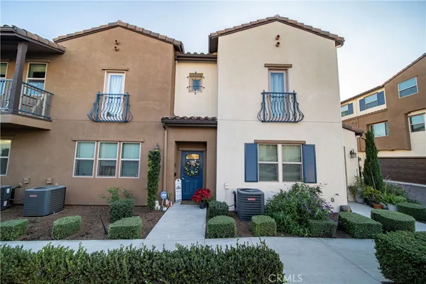 $699,980 | 9834 Jersey, Unit 10, Santa Fe Springs, CA 90670