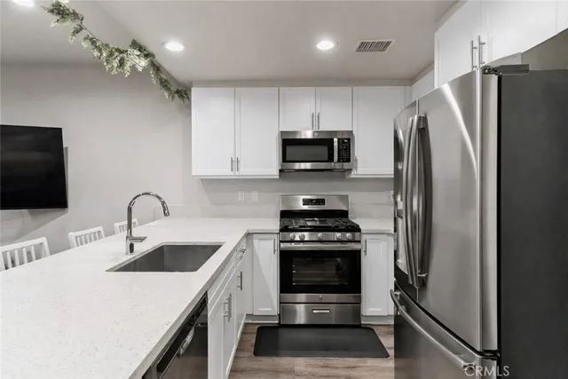 $768,000 | 9834 Jersey, Unit 10, Santa Fe Springs, CA 90670