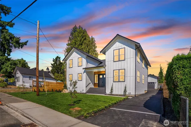 $1,039,000 | 325 J Avenue, Unit A, Snohomish, WA 98290