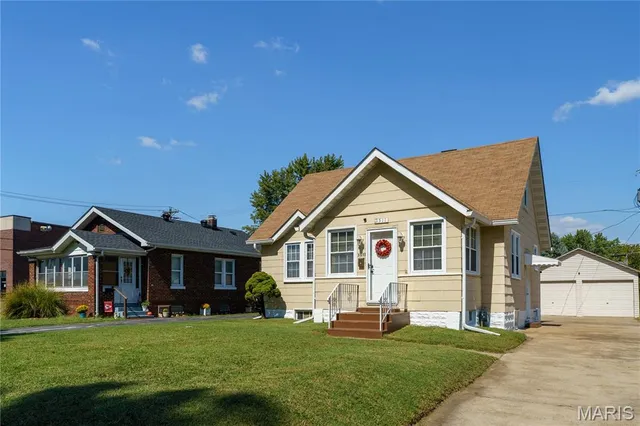 $140,000 | 1511 Cottage Avenue, Granite City, IL 62040