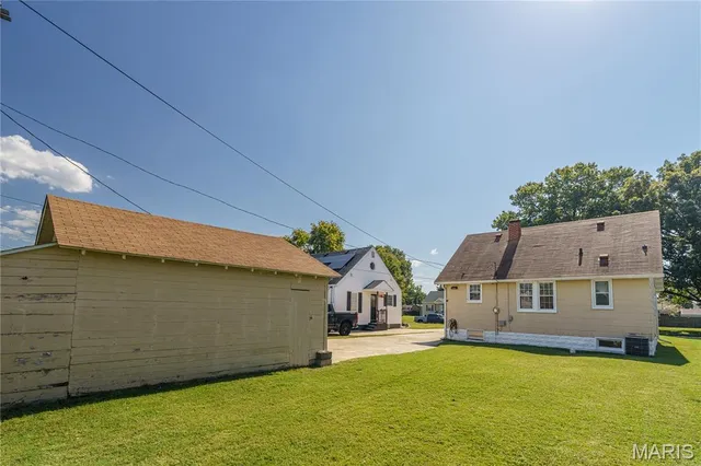 $140,000 | 1511 Cottage Avenue, Granite City, IL 62040
