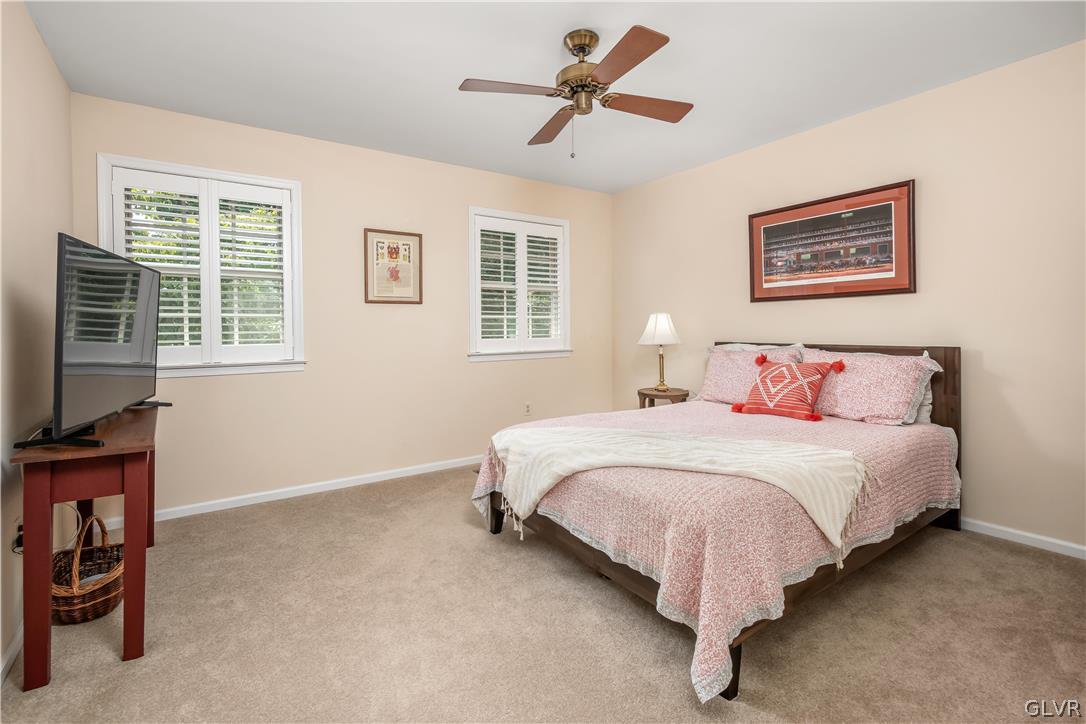 6187 Domarray Street Coopersburg, PA 18036 - Photo 28 of 31 Gallery Image 28