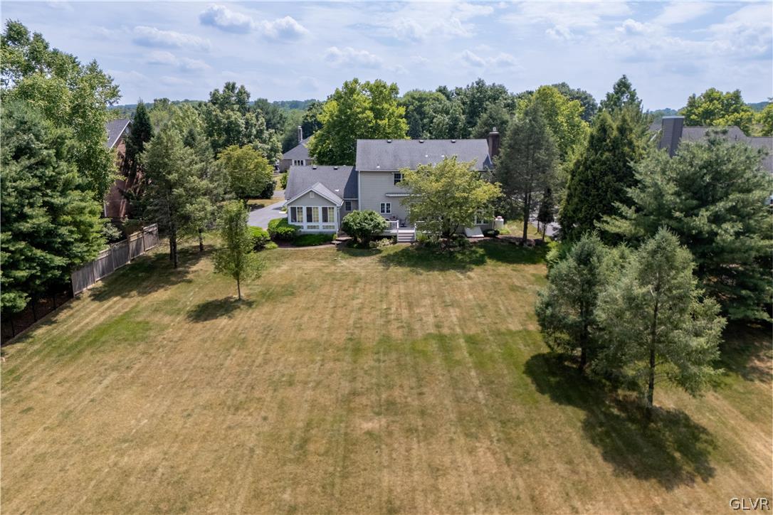 6187 Domarray Street Coopersburg, PA 18036 - Photo 7 of 31 Gallery Image 7