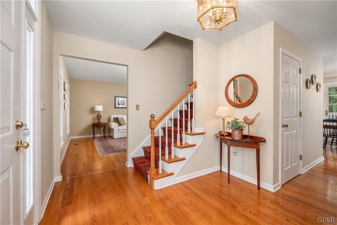 6187 Domarray Street Coopersburg, PA 18036 - Photo 10 of 31 Gallery Image 10