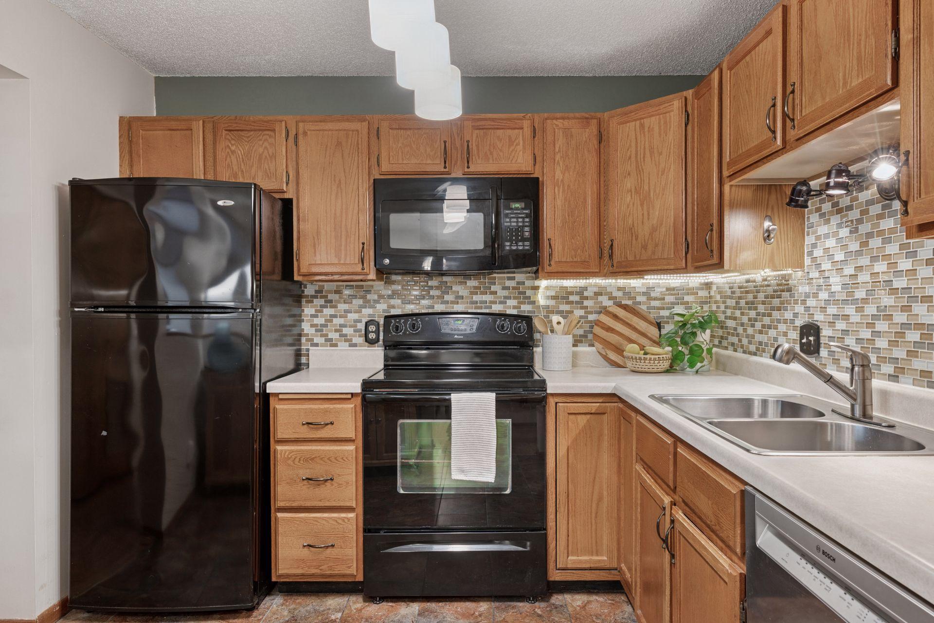 6085 Rowland Road, Unit 109 Minnetonka, MN 55343 - Photo 15 of 46 Gallery Image 15