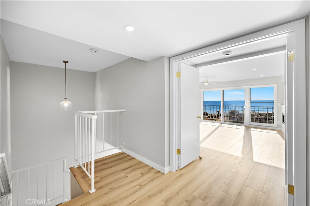 25836 Dana Bluff West, Unit 32 Dana Point, CA 92624 - Photo 15 of 47 a view of a hallway