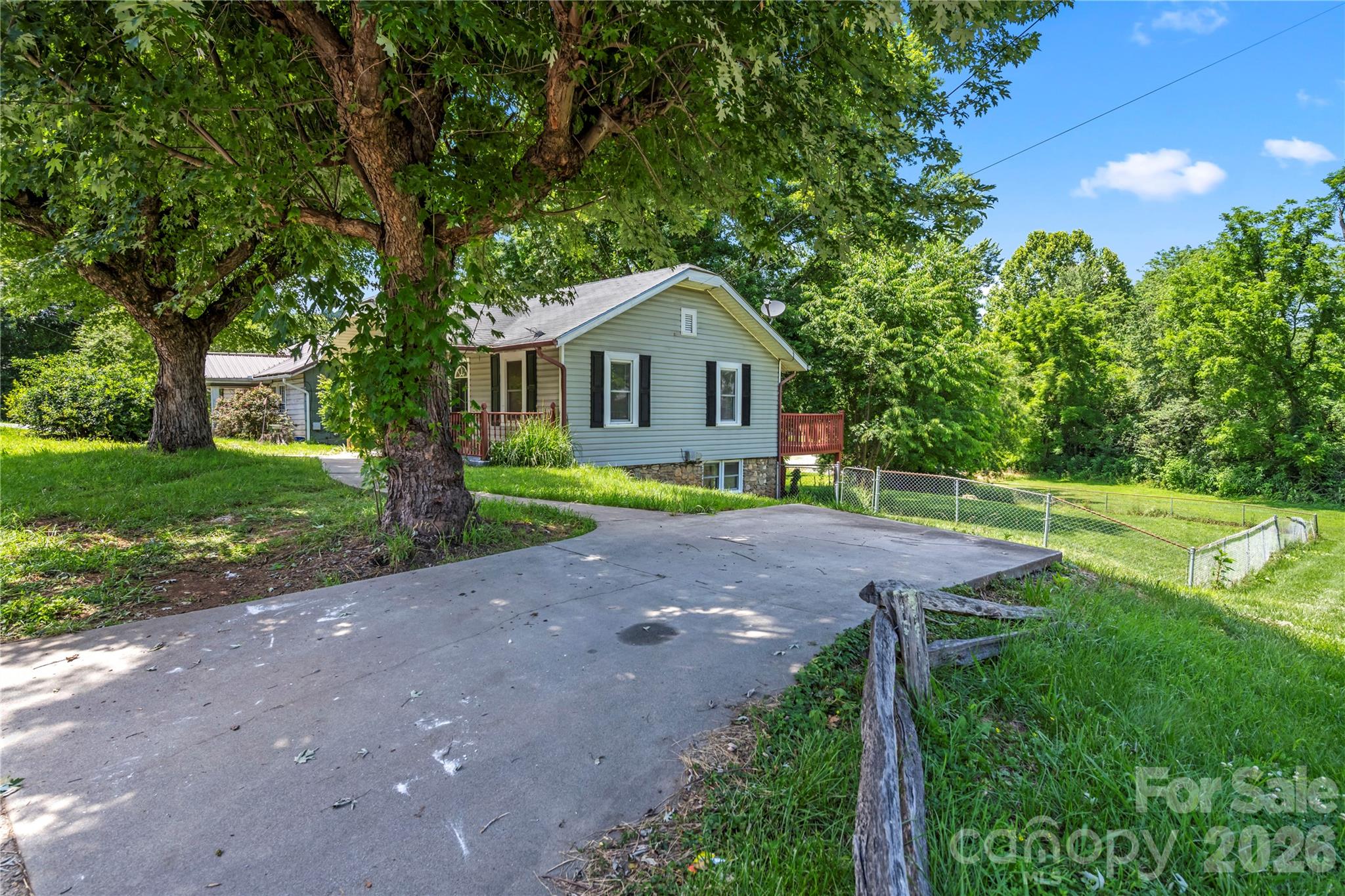 142 Substation Road Canton, NC 28716 - Photo 24 of 25