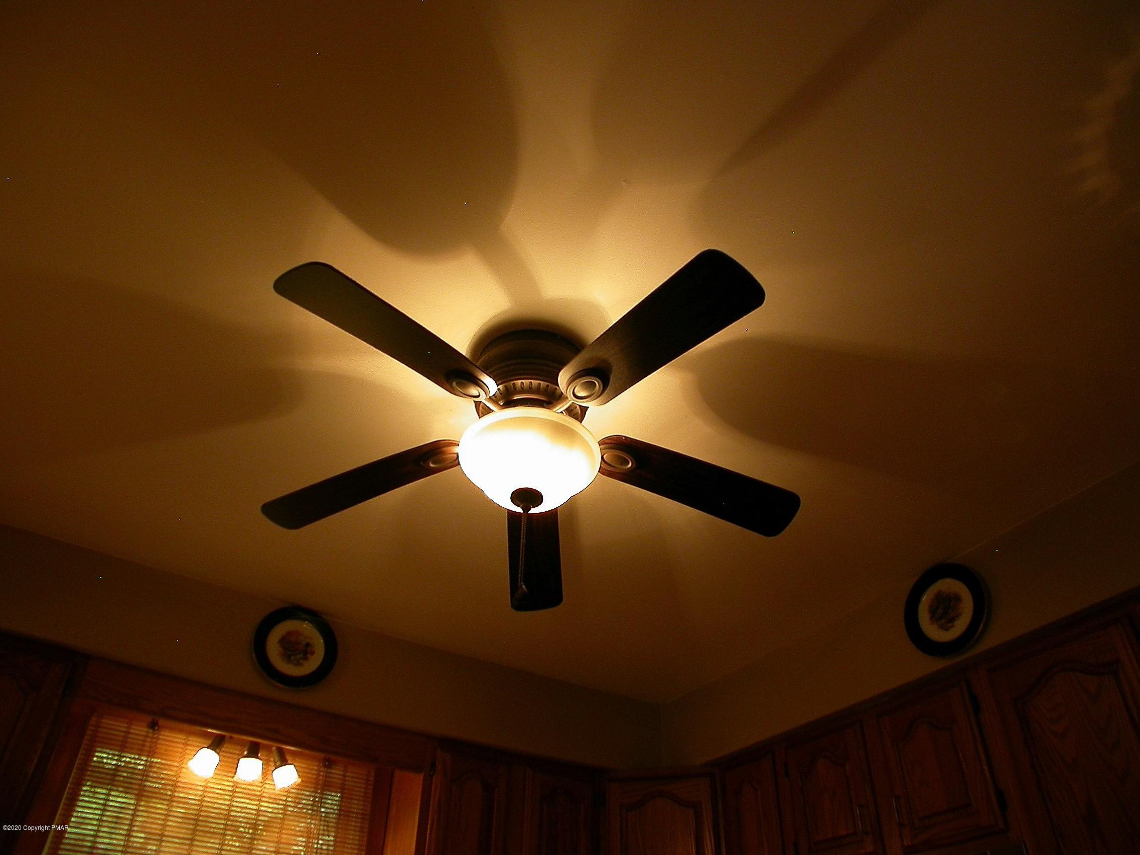 384 Sawmill Road Stroudsburg, PA 18360 - Photo 21 of 83 Kitchen 8