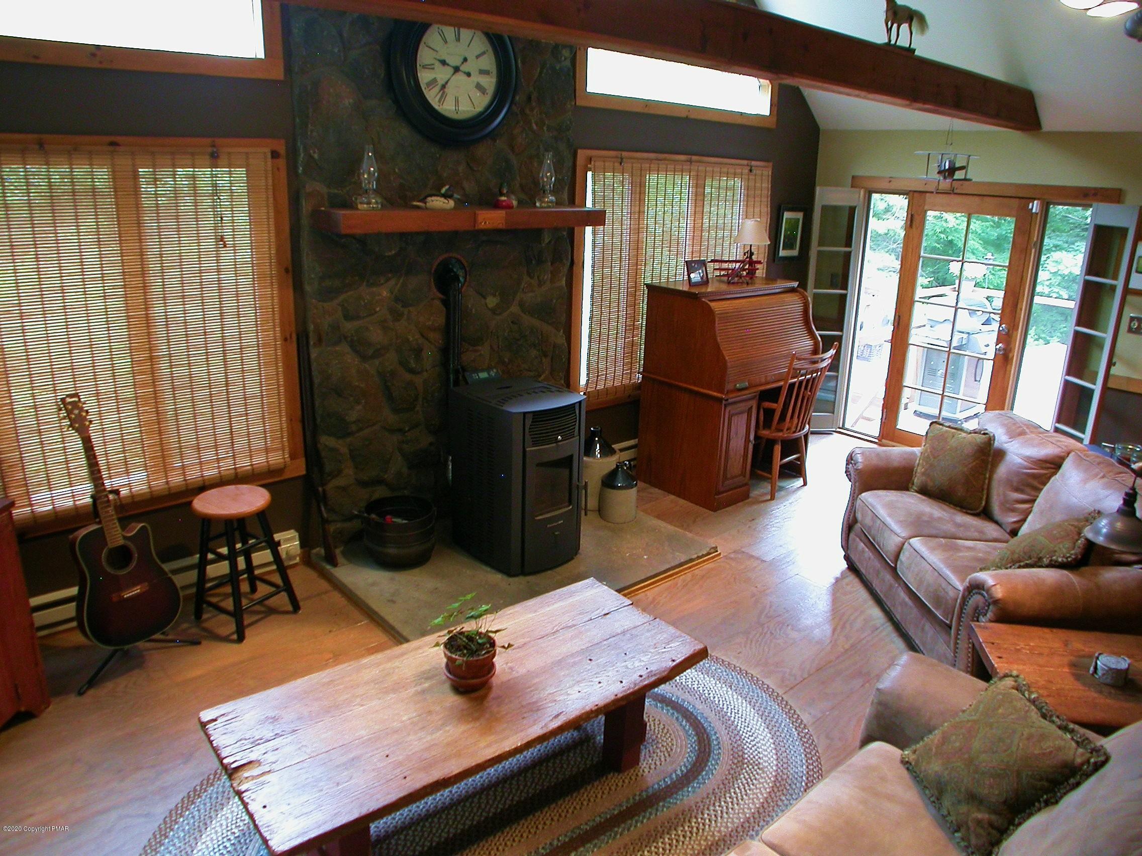 384 Sawmill Road Stroudsburg, PA 18360 - Photo 42 of 83 Family Room 9