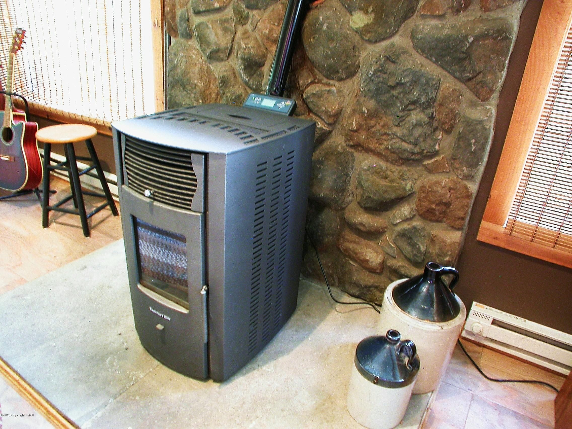 384 Sawmill Road Stroudsburg, PA 18360 - Photo 43 of 83 Pellet Stove
