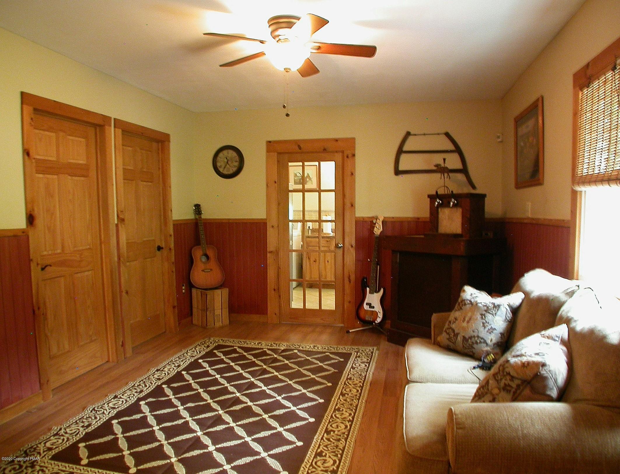 384 Sawmill Road Stroudsburg, PA 18360 - Photo 48 of 83 Living Room