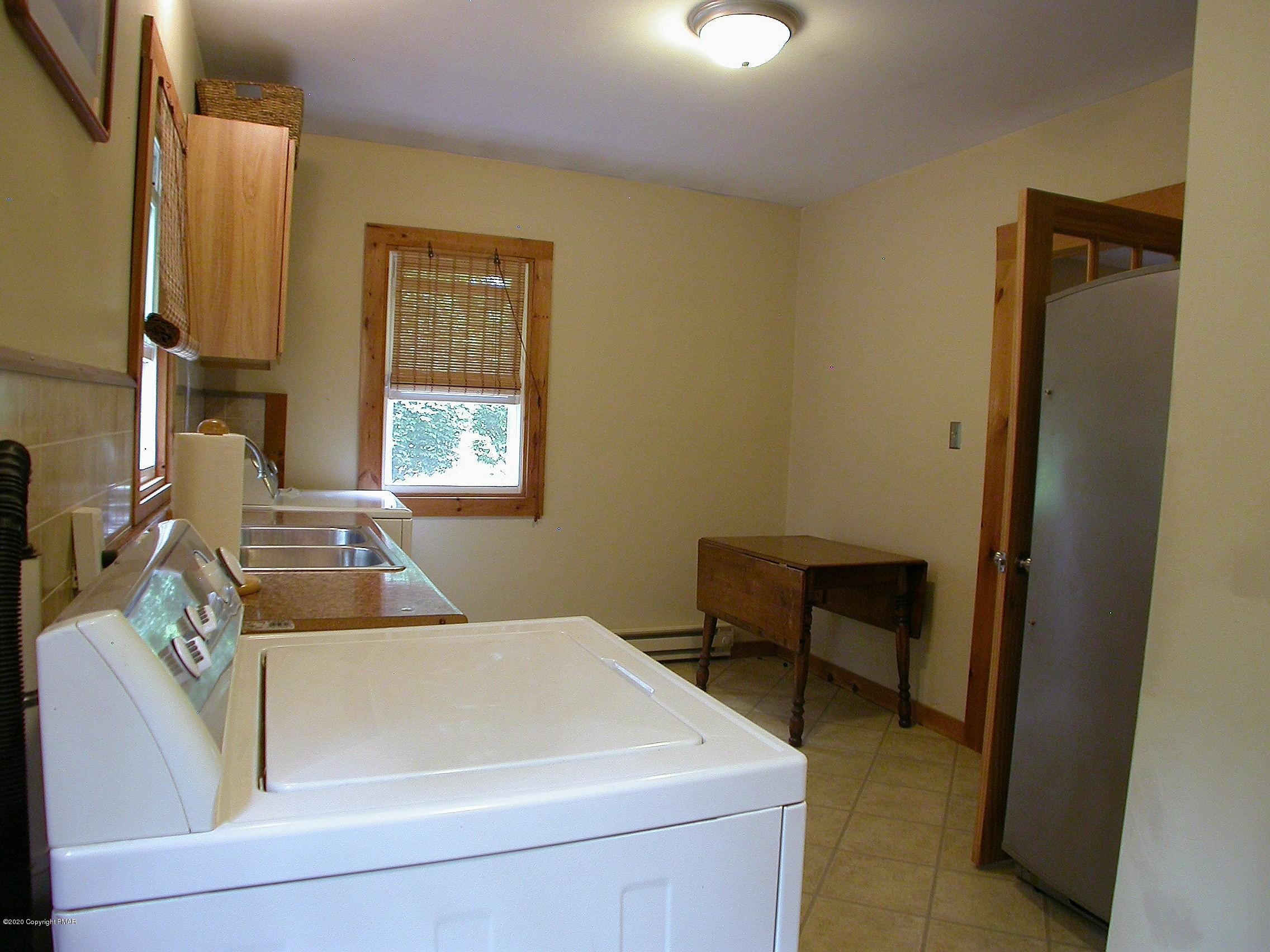 384 Sawmill Road Stroudsburg, PA 18360 - Photo 56 of 83 Laundry Room 6