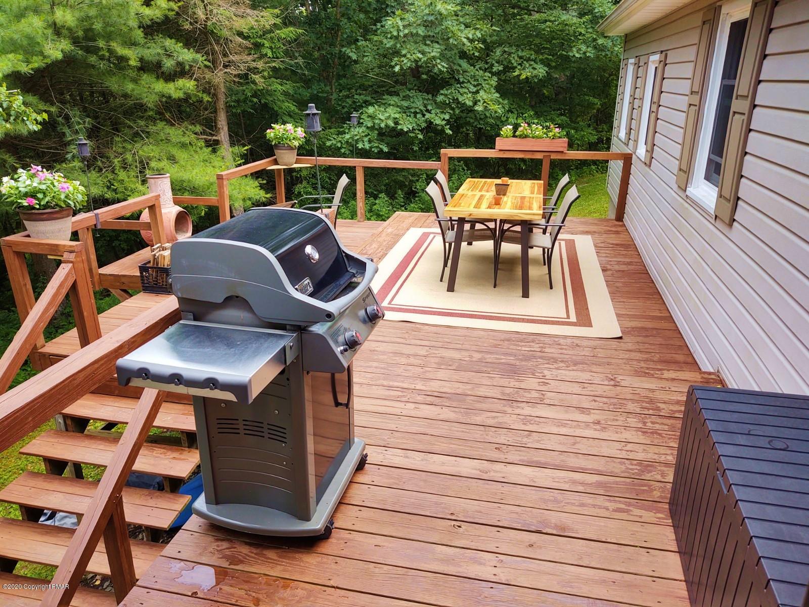 384 Sawmill Road Stroudsburg, PA 18360 - Photo 67 of 83 Deck 2