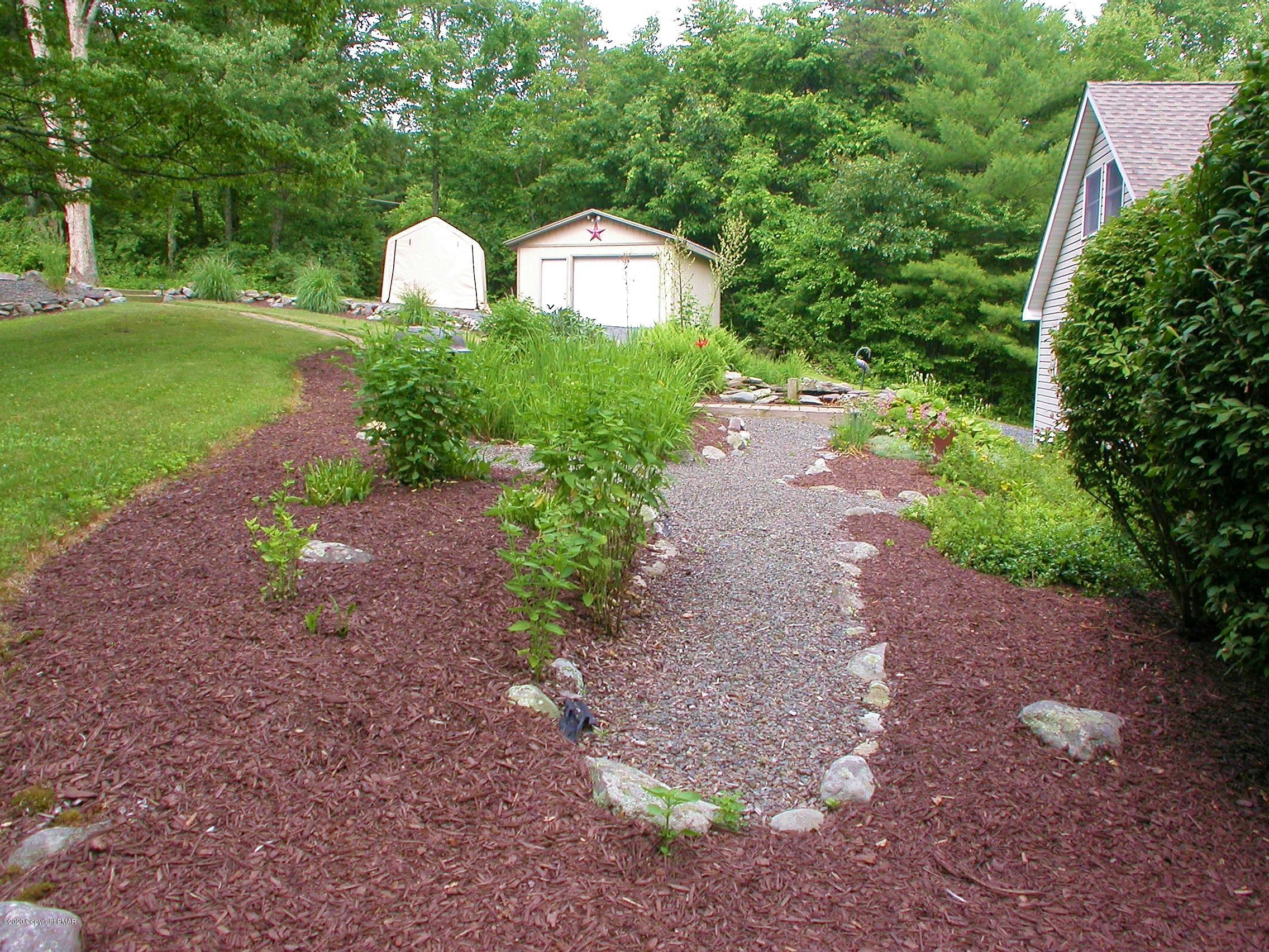 384 Sawmill Road Stroudsburg, PA 18360 - Photo 71 of 83 Landscape 3