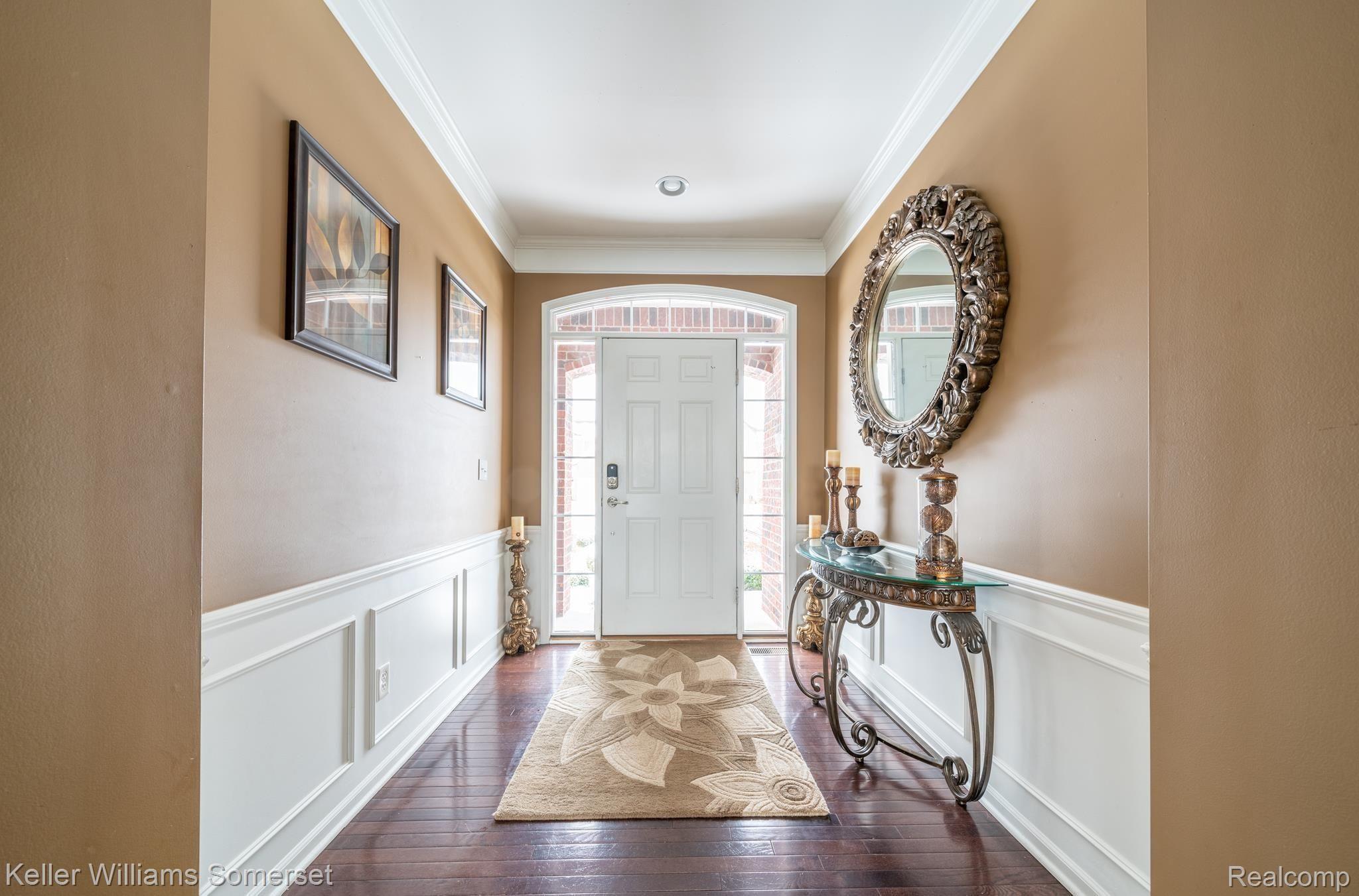 49708 Gracechurch Road Macomb, MI 48044 - Photo 5 of 35 DSC06671-HDR.jpg