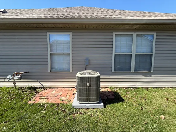 $1,500 | 1050 Wild Ivy Trail, Franklin, IN 46131