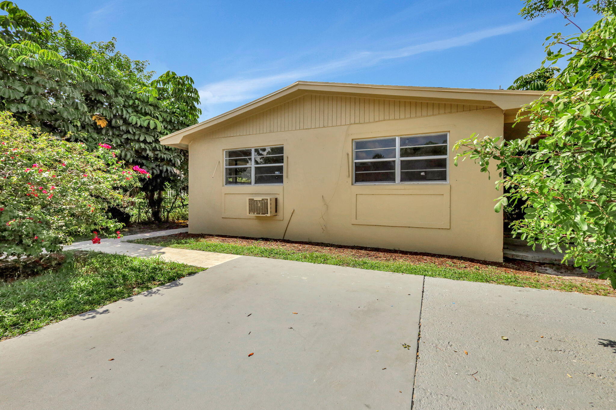 1068 West 6th Street Riviera Beach, FL 33404 - Photo 26 of 29 29-web-or-mls-GMP_9015