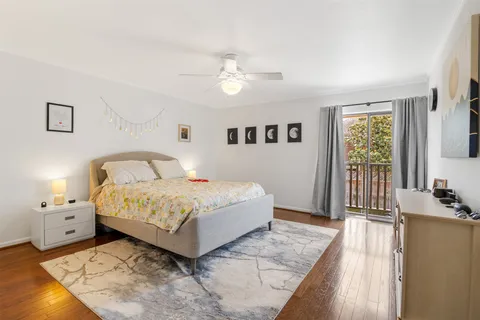 $285,000 | 2829 Timmons Lane, Unit 228, Houston, TX 77027