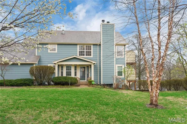 $225,000 | 3110 Autumn Shores Drive, Maryland Heights, MO 63043