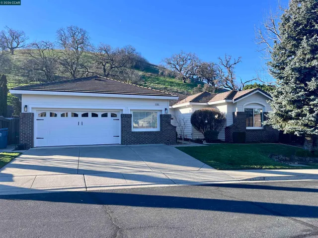$1,295,000 | 9006 Elk Drive, Clayton, CA 94517