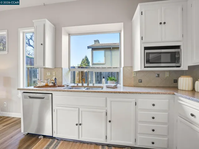 $1,295,000 | 9006 Elk Drive, Clayton, CA 94517