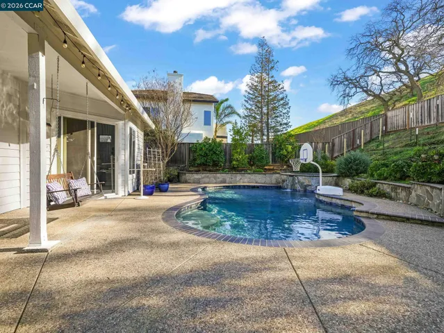 $1,295,000 | 9006 Elk Drive, Clayton, CA 94517