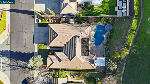 $1,295,000 | 9006 Elk Drive, Clayton, CA 94517