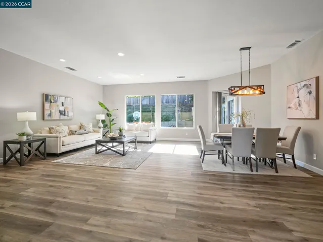 $1,295,000 | 9006 Elk Drive, Clayton, CA 94517