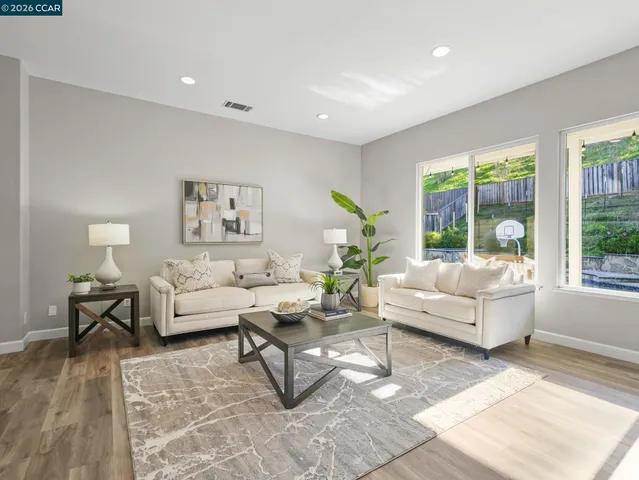 $1,295,000 | 9006 Elk Drive, Clayton, CA 94517