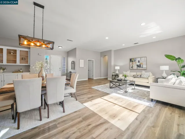 $1,295,000 | 9006 Elk Drive, Clayton, CA 94517