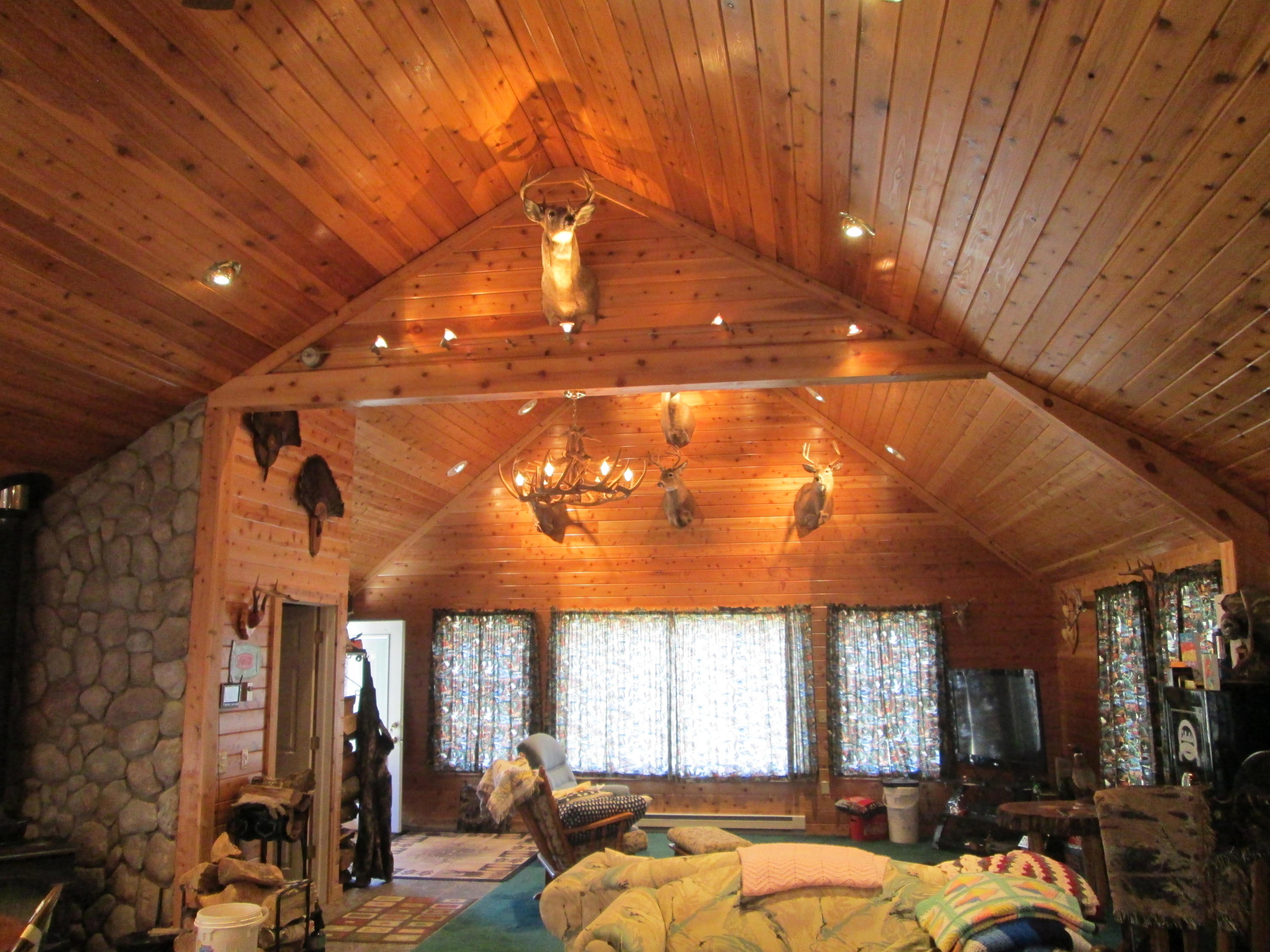3737 Wallace Road Cheboygan, MI 49721 - Photo 3 of 35 Gallery Image 3