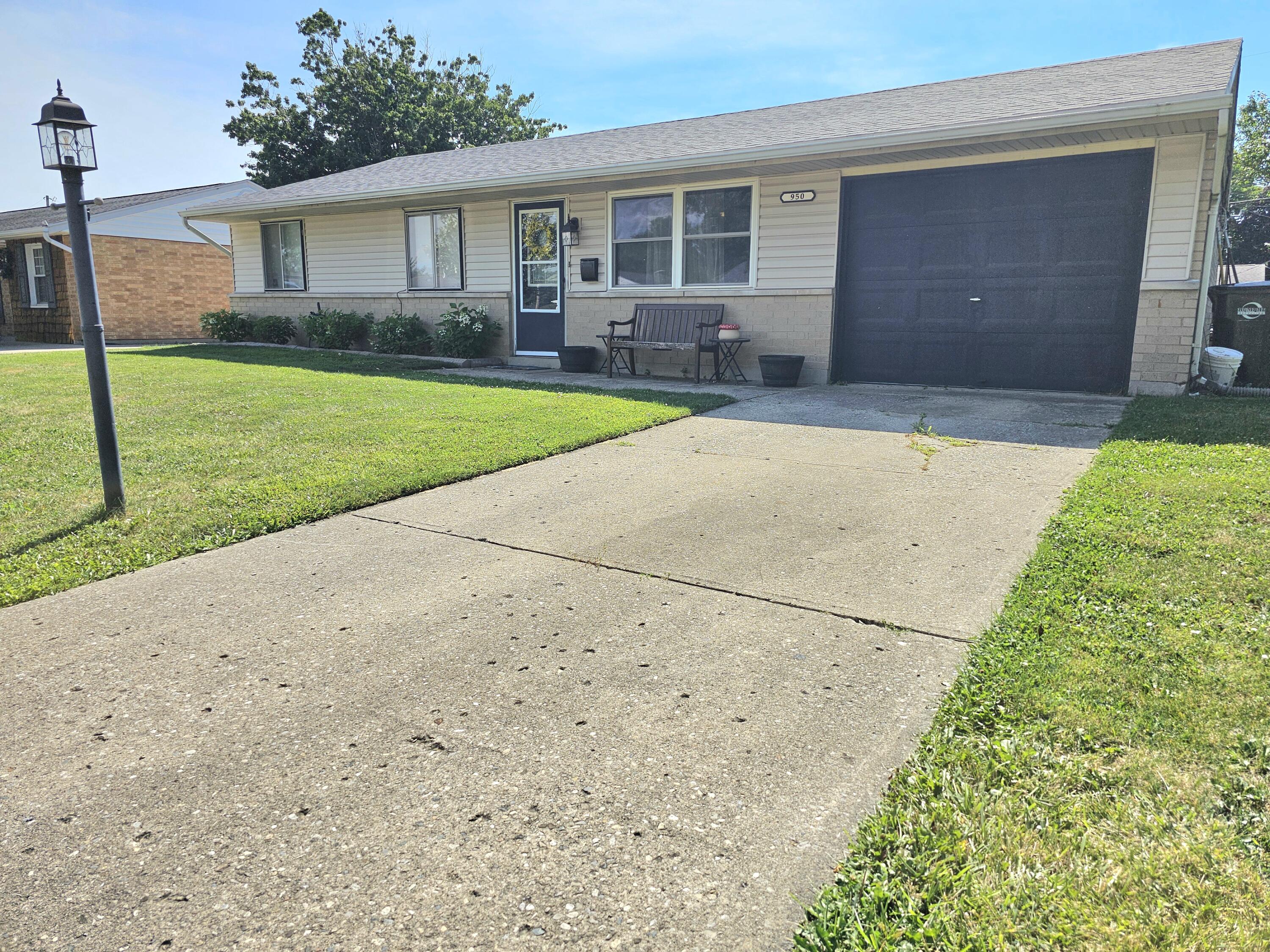950 Lee Road Troy, OH 45373 - Photo 2 of 21 Gallery Image 2