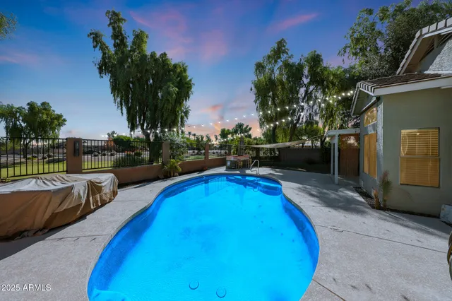 $2,395 | 14635 North 147th Lane, Surprise, AZ 85379