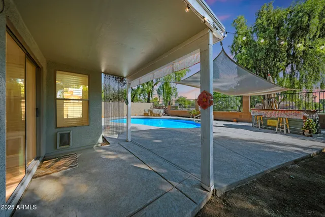 $2,395 | 14635 North 147th Lane, Surprise, AZ 85379