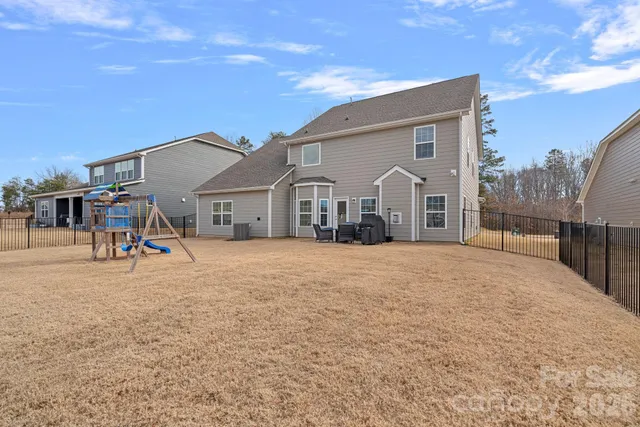 $799,000 | 19108 Birdmeadow Drive, Huntersville, NC 28078