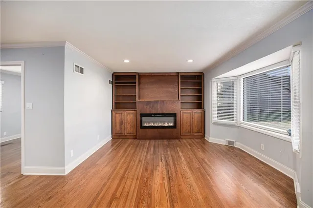 $400,000 | 5308 McAnany Drive, Shawnee, KS 66203